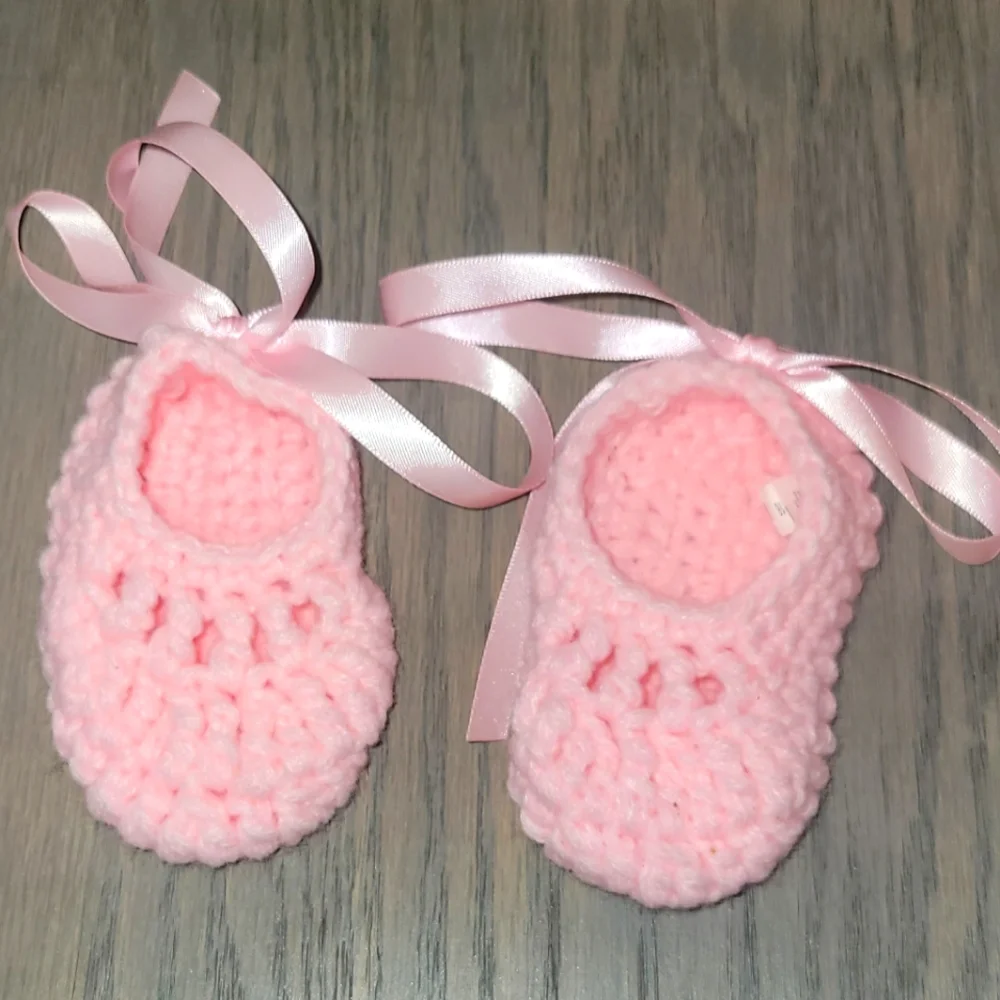 Adorable Mudpie Baby Pink Knitted Ballet Slippers With Bows Size Newborn